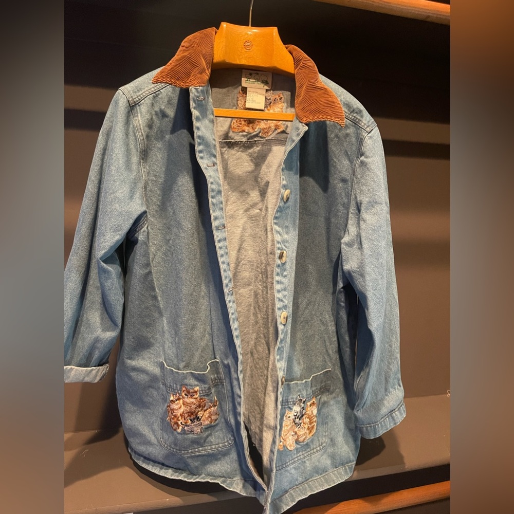 Vintage denim jacket with embroidered kittens, corduroy collar, size 1x
